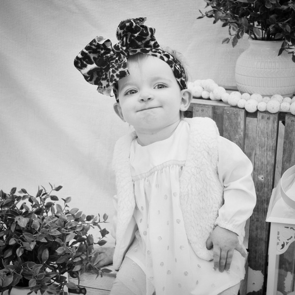 Hi! I’m Brooke🤍 - Picture 4 of 9